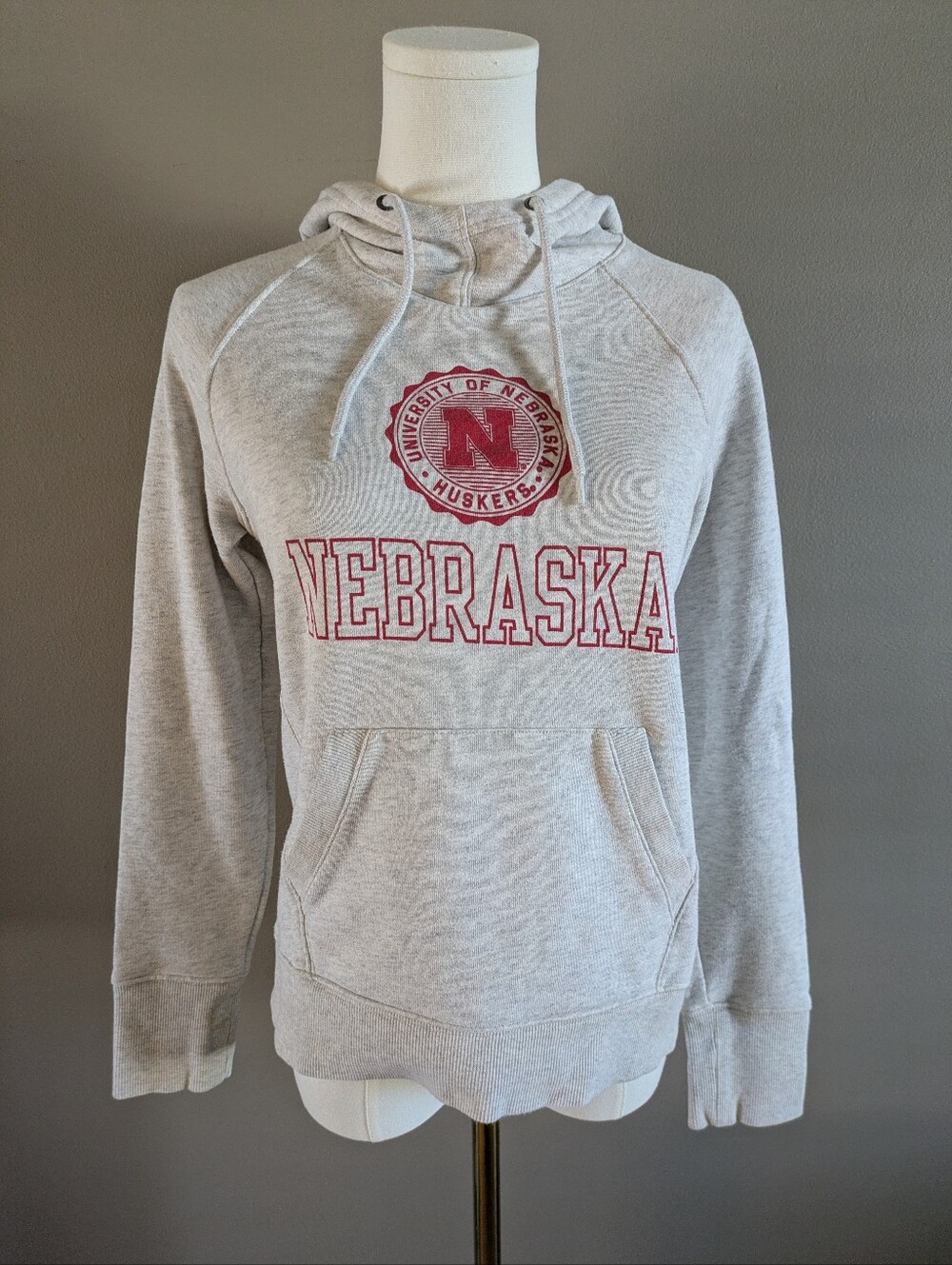 Champion Nebraska Cornhuskers Huskers Gray Red Pullover Hoodie Sweatshirt Small